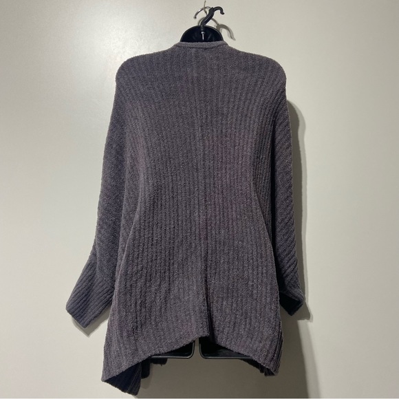 Barefoot Dreams CozyChic Lite Ribbed Shrug
Cardigan Sweater Size 2X - Picture 8 of 10